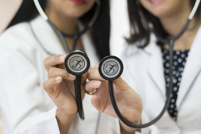 what-does-a-medicine-specialist-do?